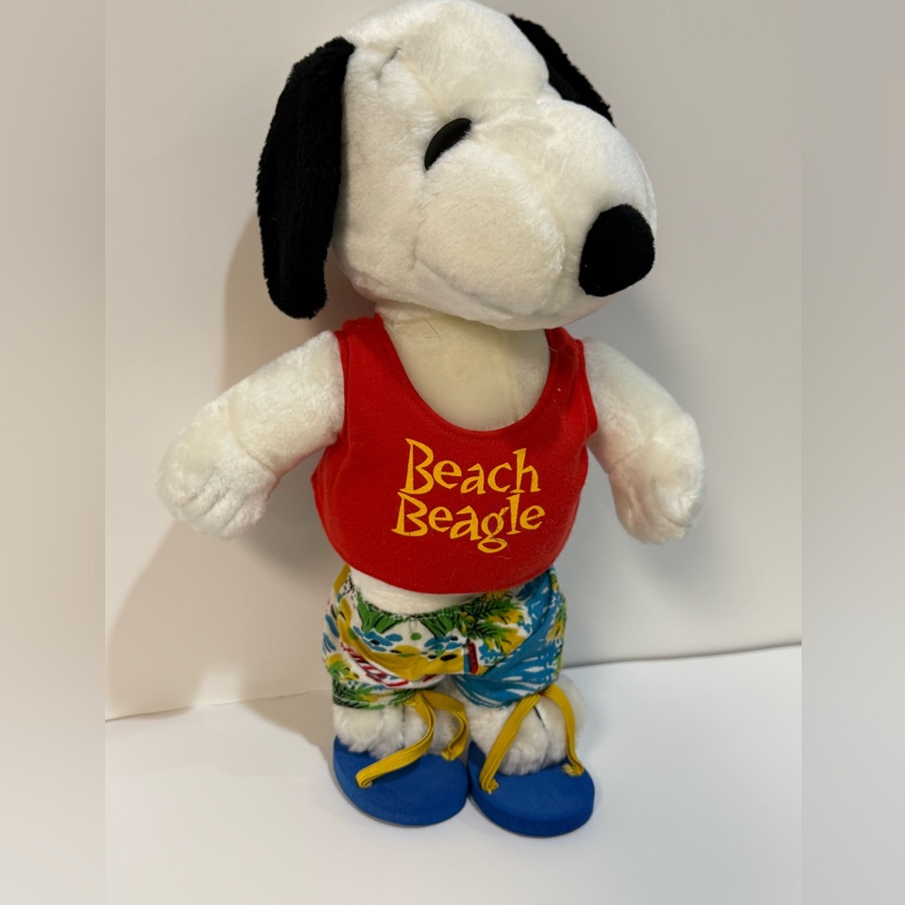 Snoopy “Beach Beagle“ Plush
